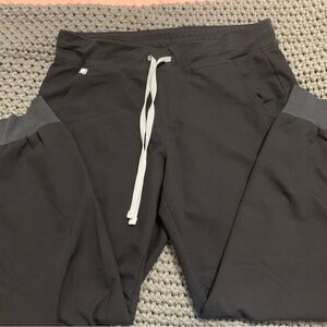 Figs Zamora joggers scrub pants